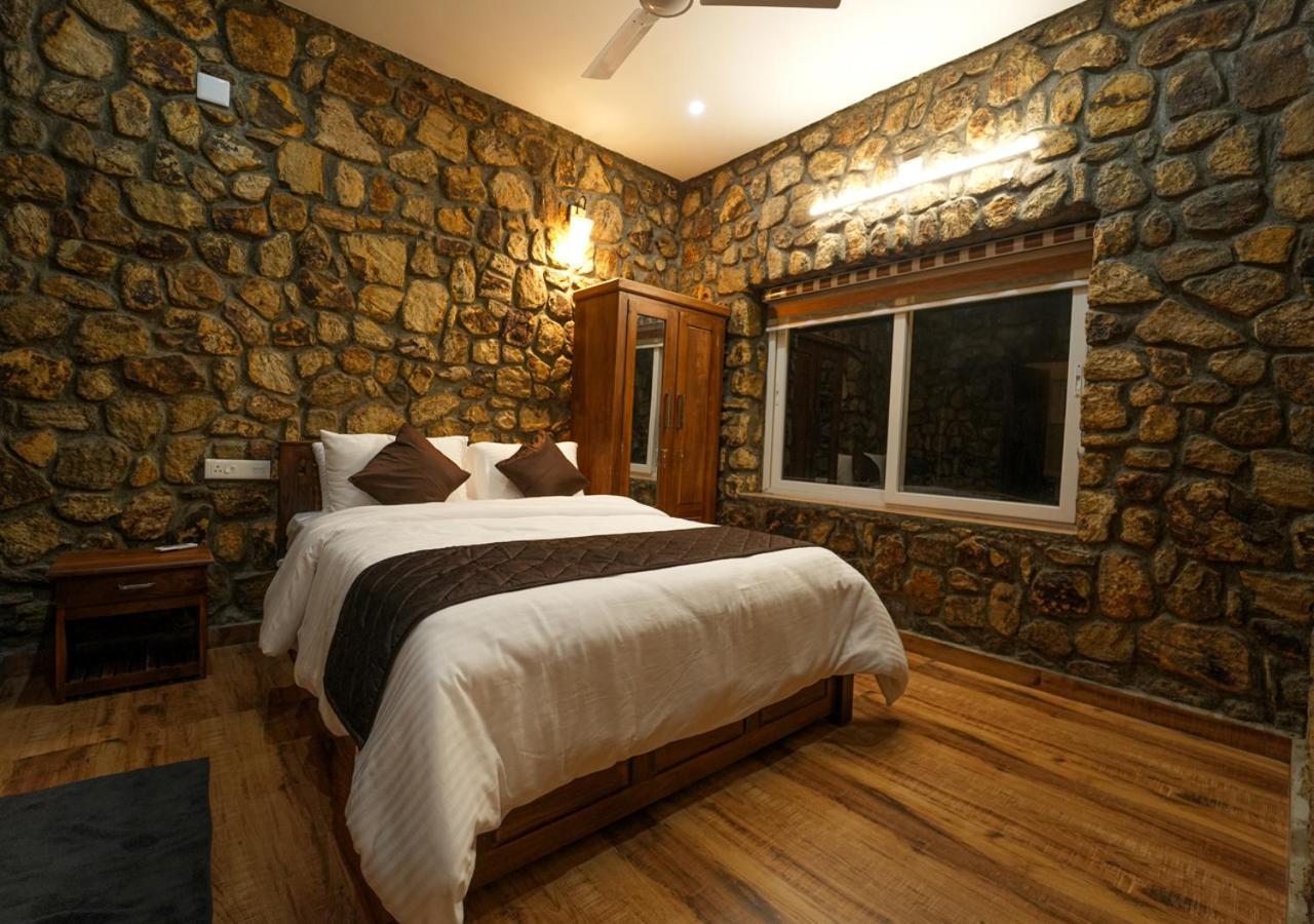 Tiyans Stone Castle Private Tea Villa Vagamon By Voye Homes Exterior foto